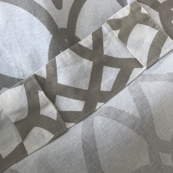 Curtain Panel - Picture 5 of 9